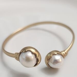 Genuine Pearl Gold Bangle